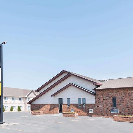 Hotel Super 8 By Wyndham Glendive Exterior foto
