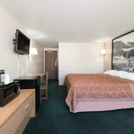Hotel Super 8 By Wyndham Glendive Exterior foto