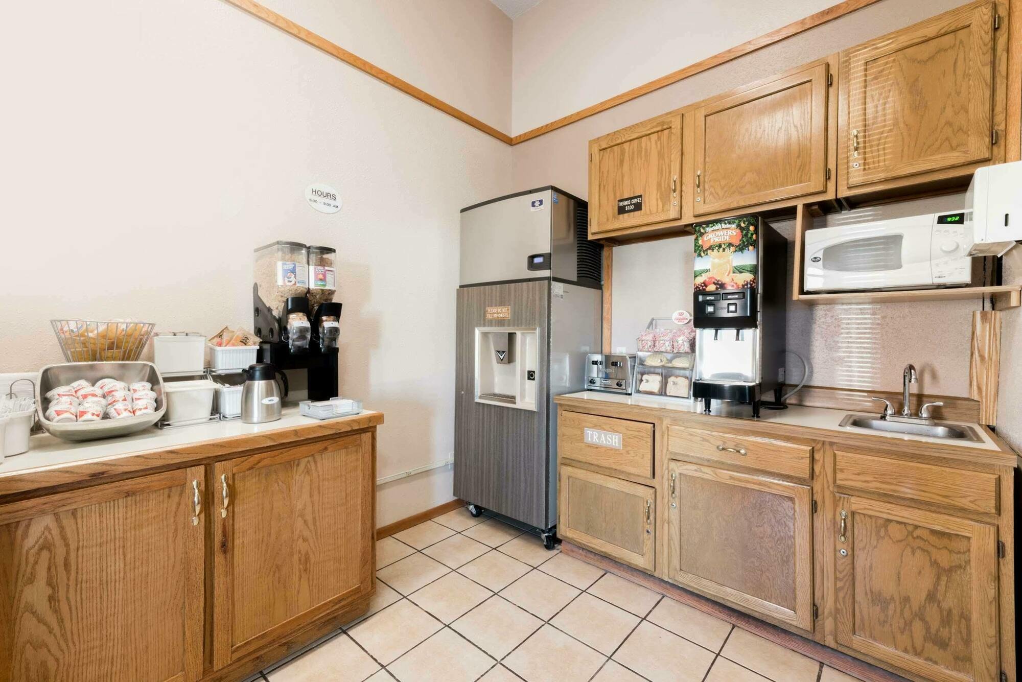 Hotel Super 8 By Wyndham Glendive Exterior foto